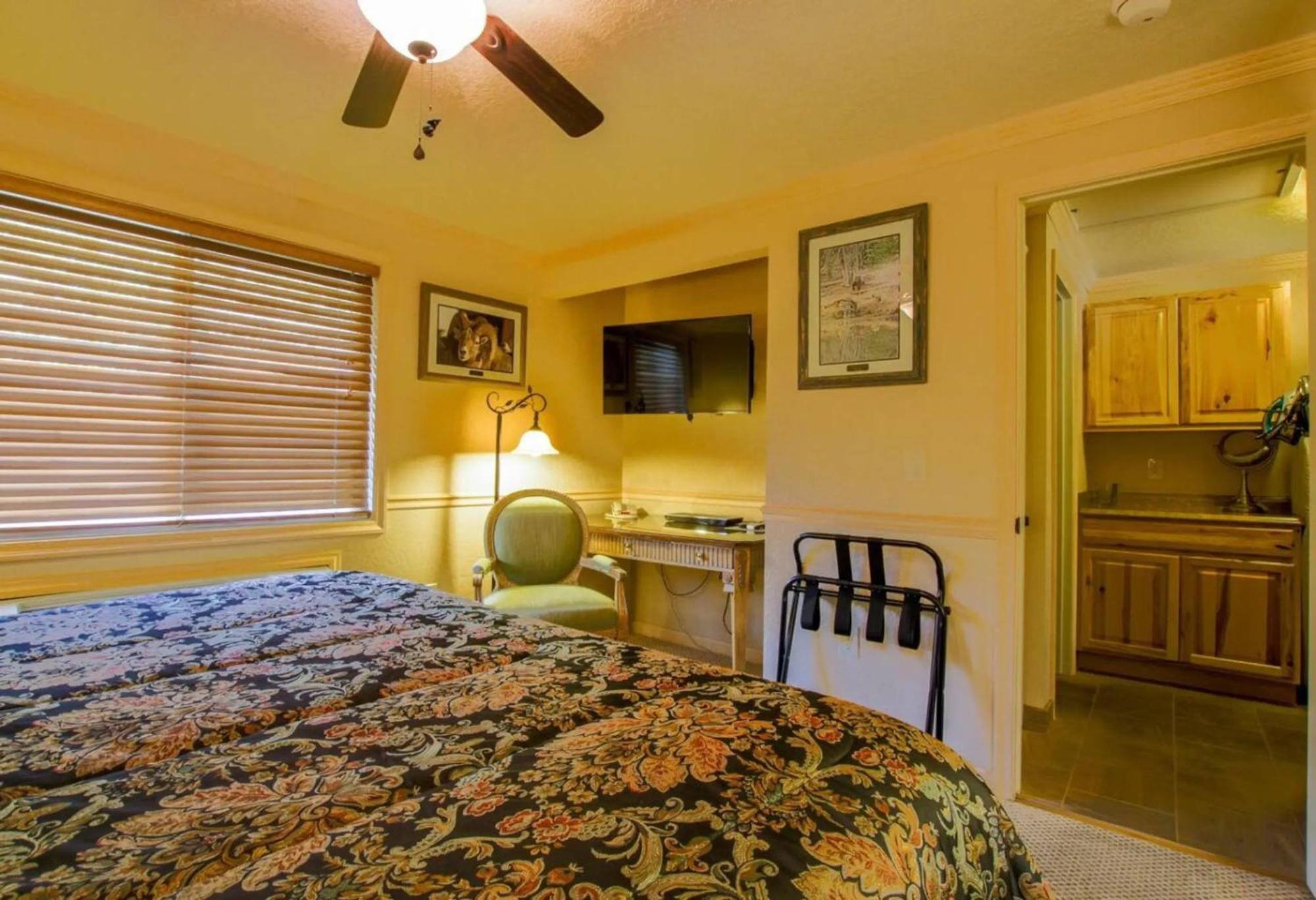 Yellowstone Gateway Inn Gardiner Εξωτερικό φωτογραφία