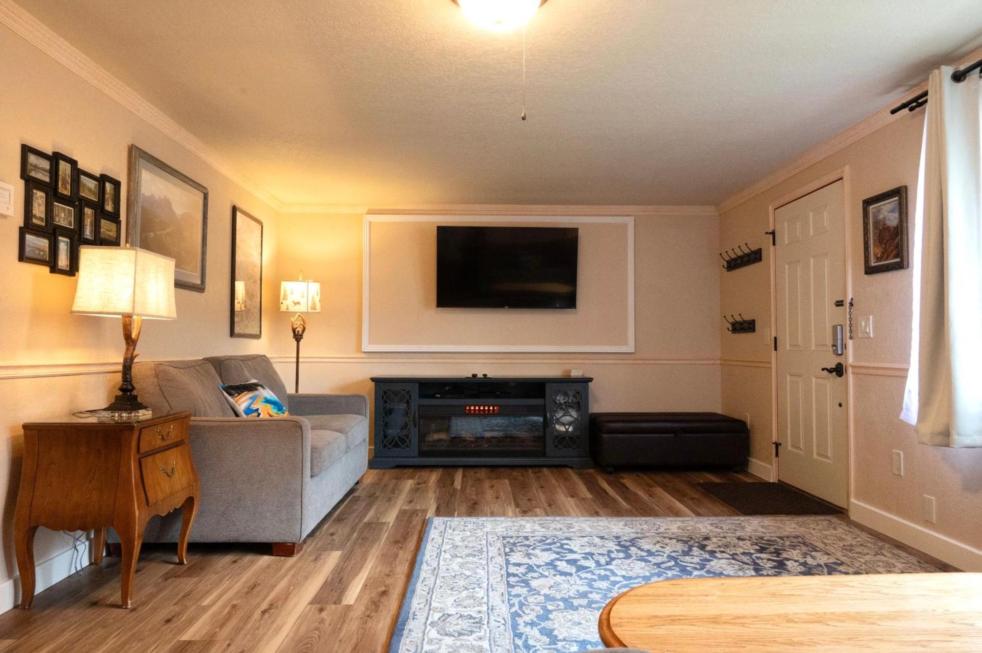 Yellowstone Gateway Inn Gardiner Εξωτερικό φωτογραφία